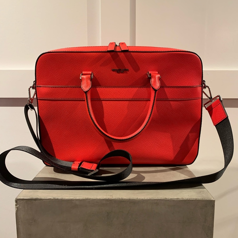 Micheal Kors mens messenger bag. Red leather.